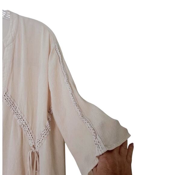 POL Button-Front Embroidered Trim Peasant Blouse Women's S Beige 3/4 Sleeve Boho - Picture 3 of 4